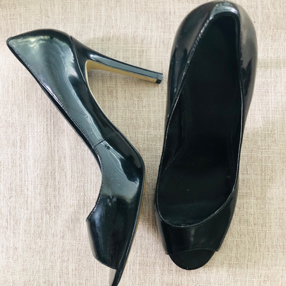 Enzo Angliolini Peep Toe Pumps